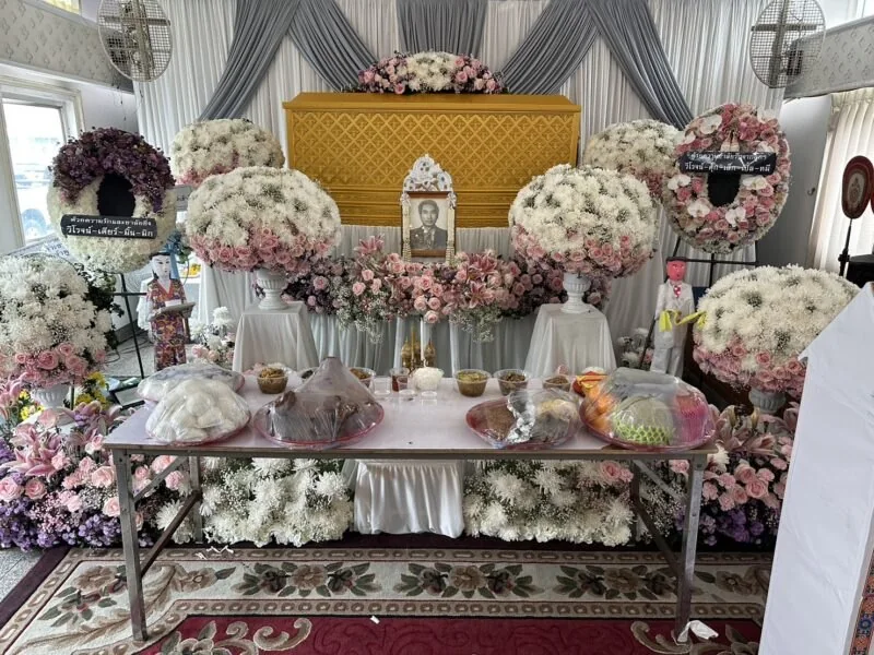 ภาพภายในพิธีกงเต๊ก งานศพจีน