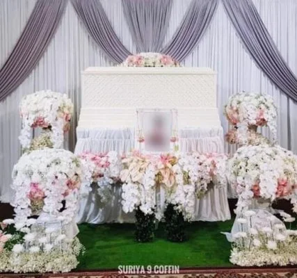 จัดดอกไม้งานศพ สุริยาหีบศพ