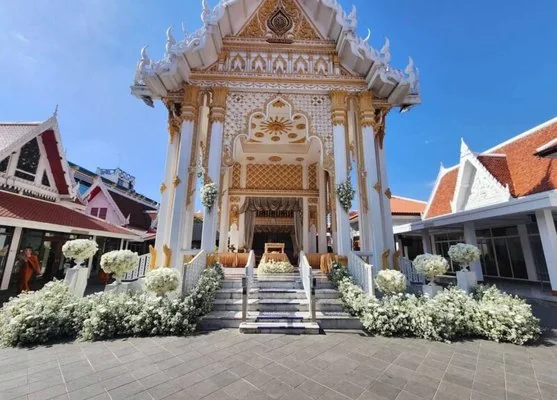 จัดดอกไม้งานศพ สุริยาหีบศพ