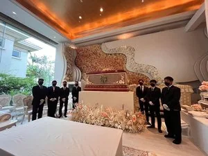 ภาพงานพิธีศพ สุริยาหีบศพ
