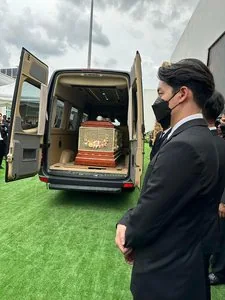 ภาพงานพิธีศพ สุริยาหีบศพ