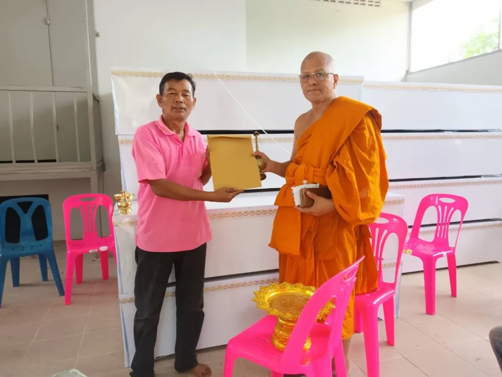 วัดหุบกะพง จ.เพชรบุรี